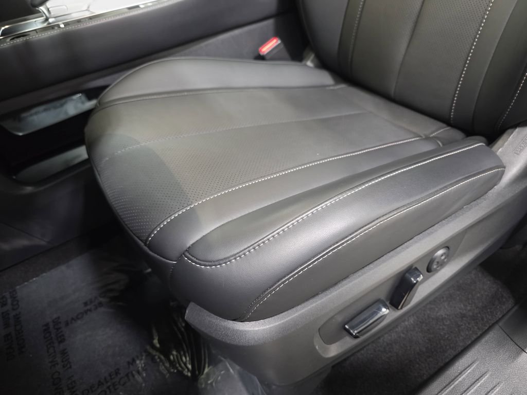 Certified Used 2026 Moonbow Blue INFINITI LUXE image 24