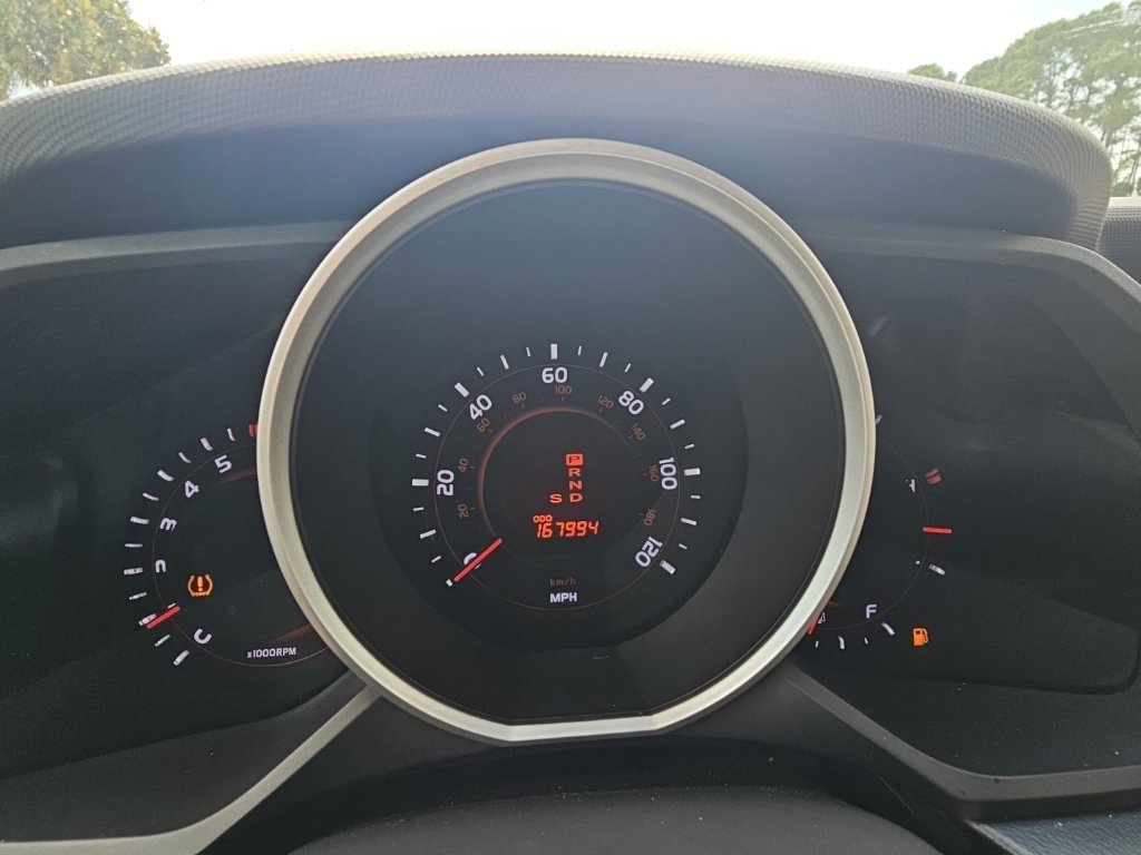 Used 2011 Gray Toyota Limited image 27