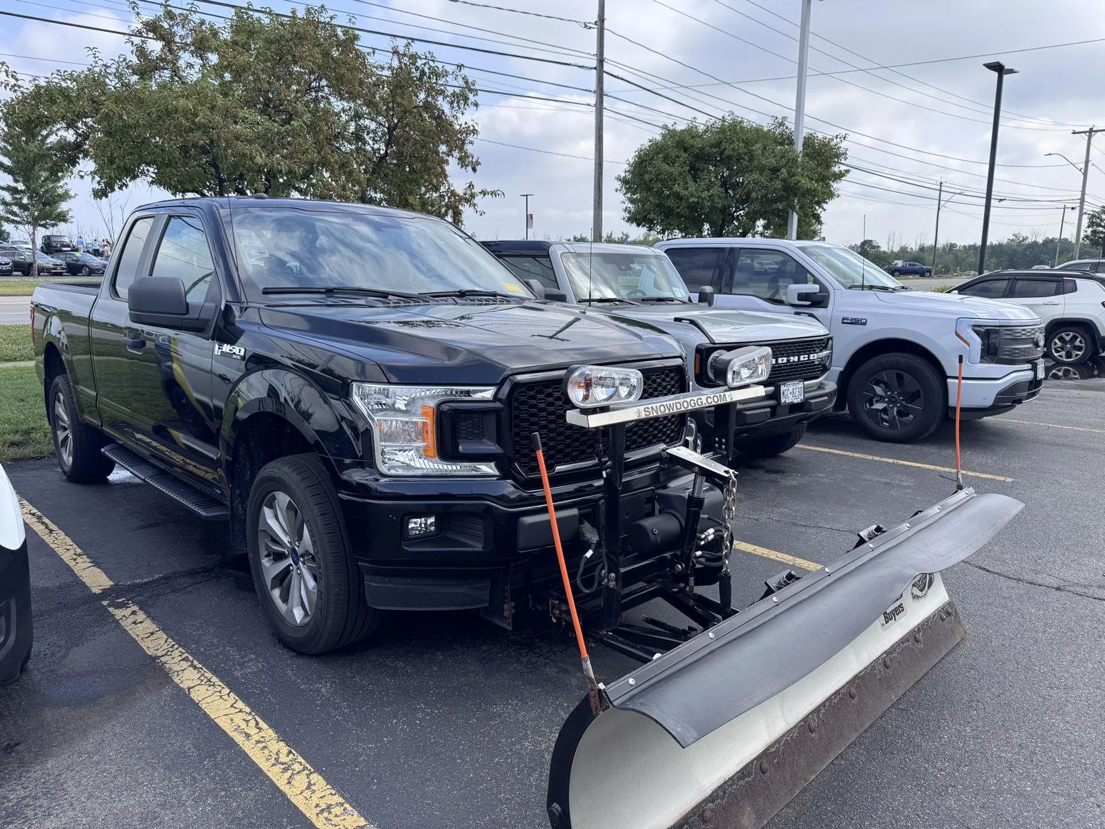 Used 2018 Shadow Black Ford XL image 2