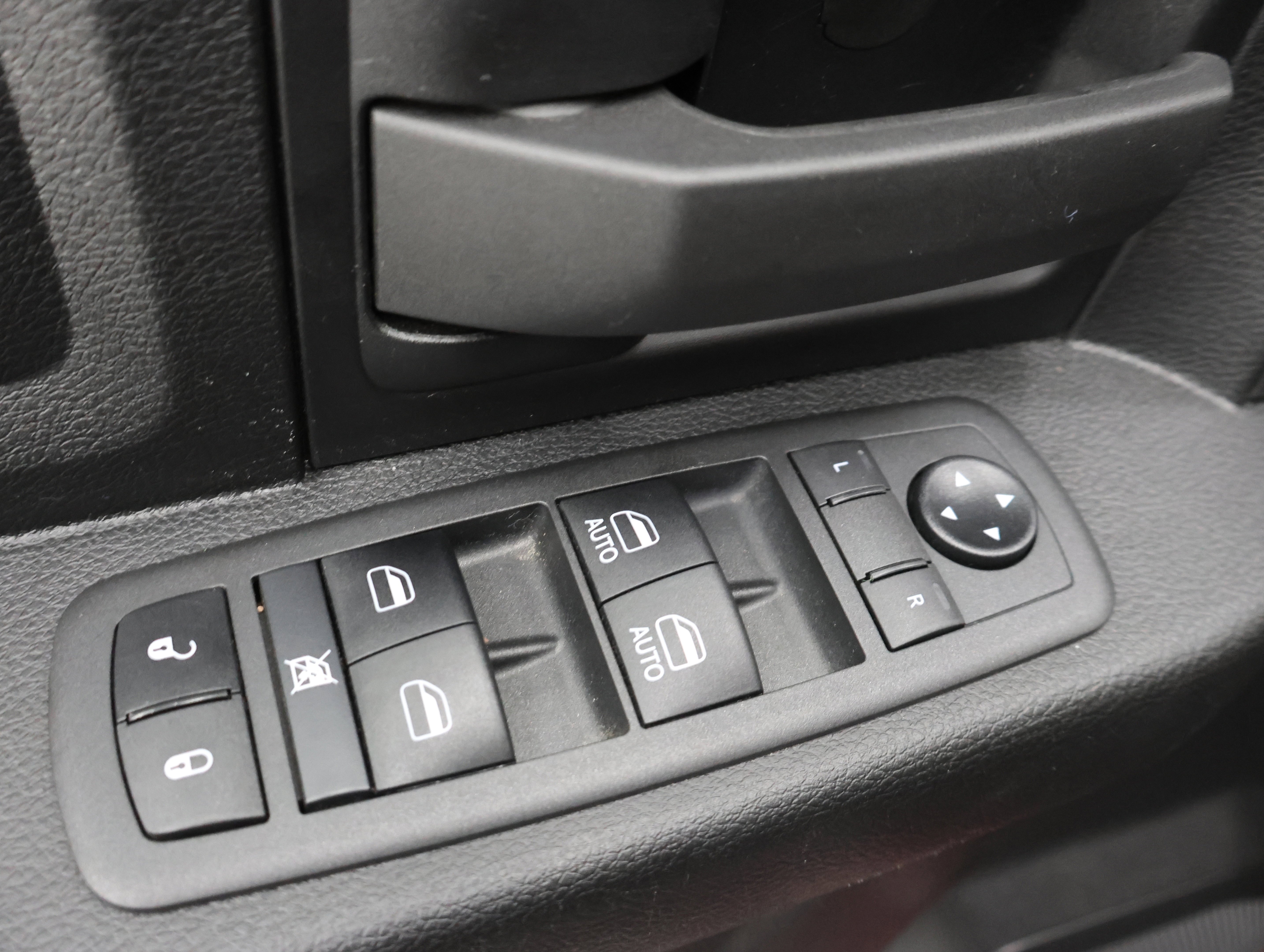 2022 RAM Ram 3500 Pickup Tradesman - Photo 42