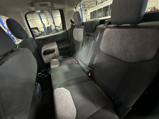 Used 2025 Gray Ford XLT image 31