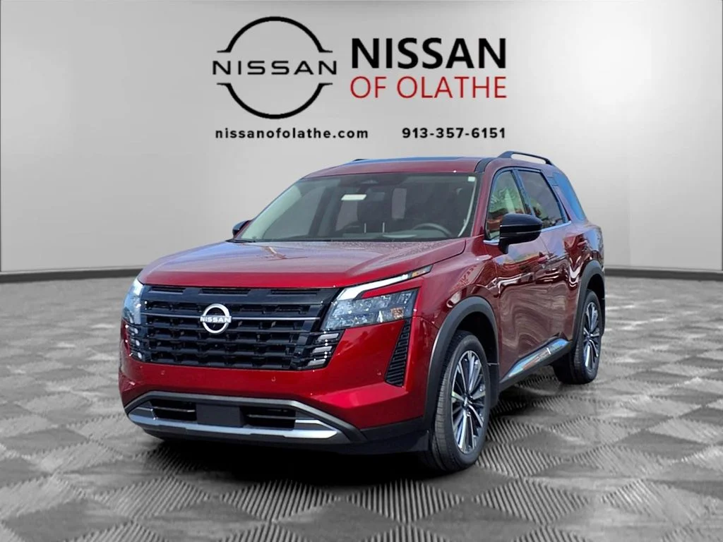 2026 Nissan Pathfinder Platinum 4WD's photo