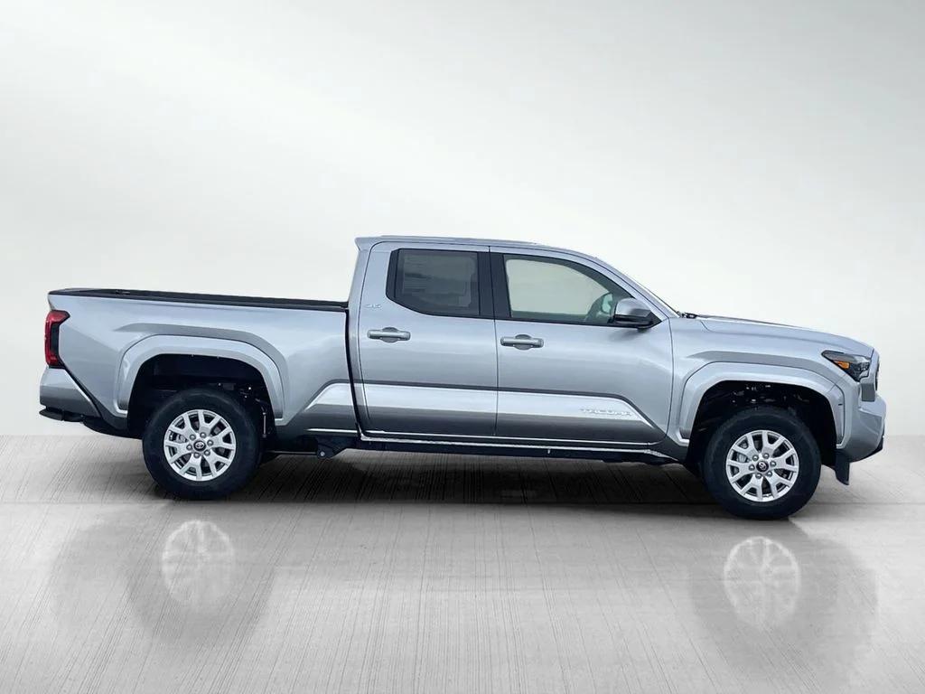 New 2026 Celestial Silver Metallic Toyota SR5 image 2