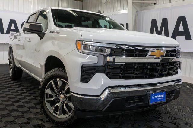 New 2026 Summit White Chevrolet LT (2FL) image 1