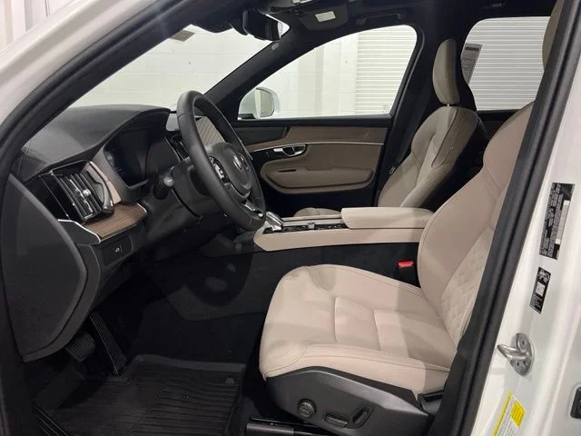 New 2026 White Volvo B6 Plus 7-Seater image 9
