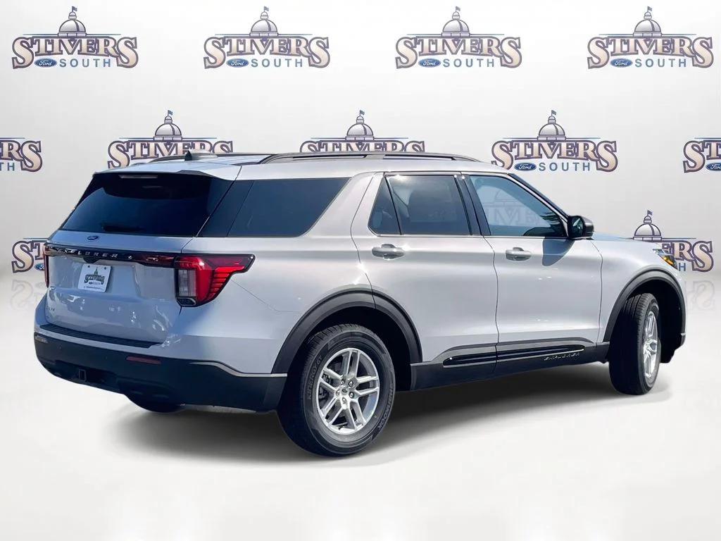 New 2026 White Ford Active image 3