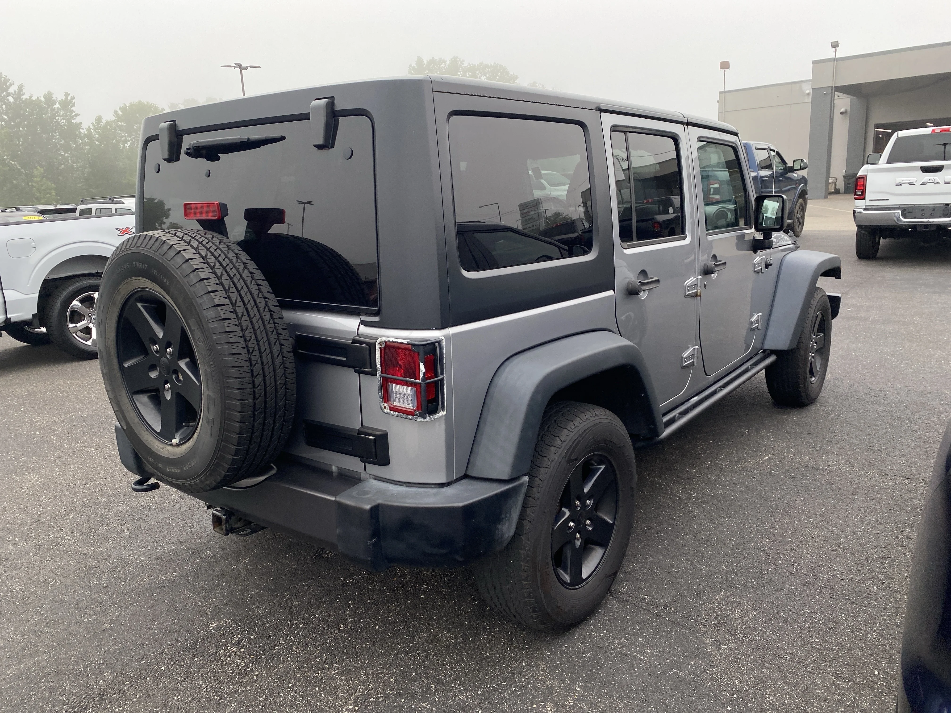 Used 2016 Billet Silver Metallic Clearcoat Jeep  image 2