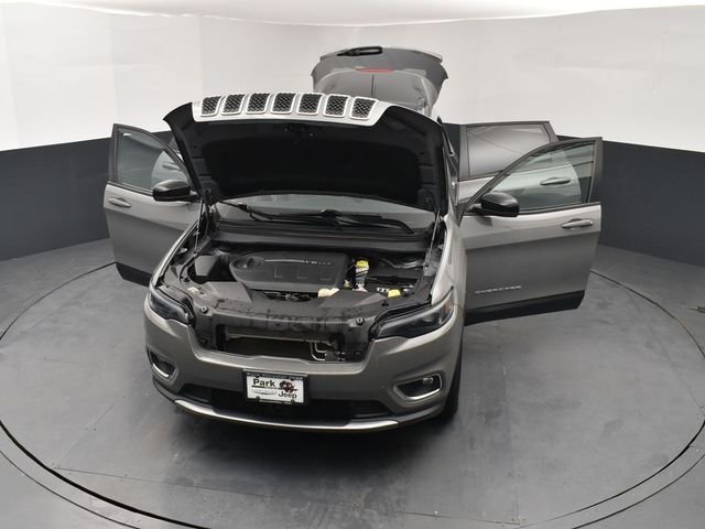 Used 2022 Gray Jeep Limited image 26