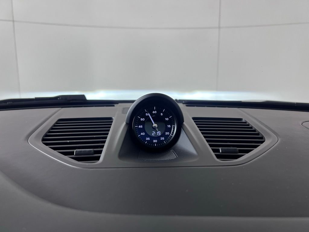Certified Used 2025  Porsche Carrera image 31