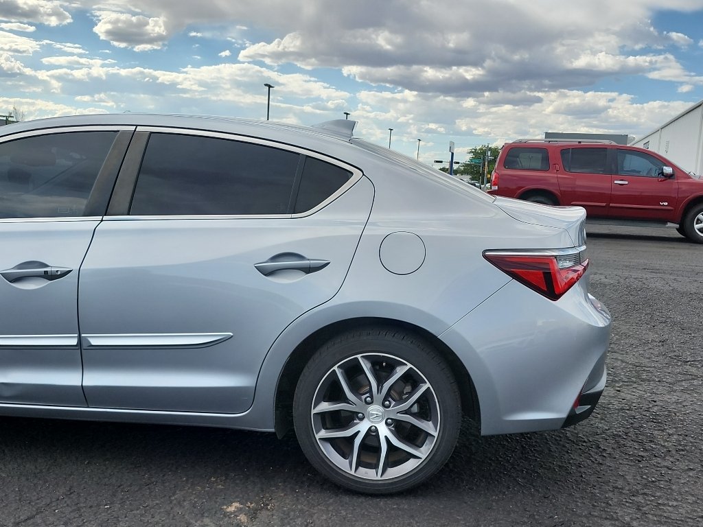Used 2020 Lunar Silver Metallic Acura w/Technology Pkg image 9