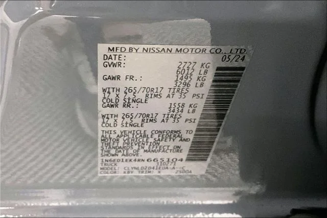 Used 2024 Boulder Gray Pearl Nissan PRO-4X image 41