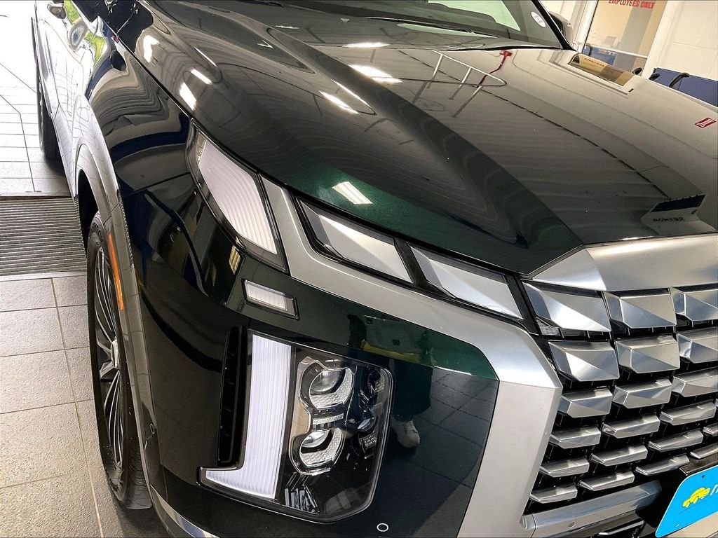 Used 2025 Green Hyundai Calligraphy image 32