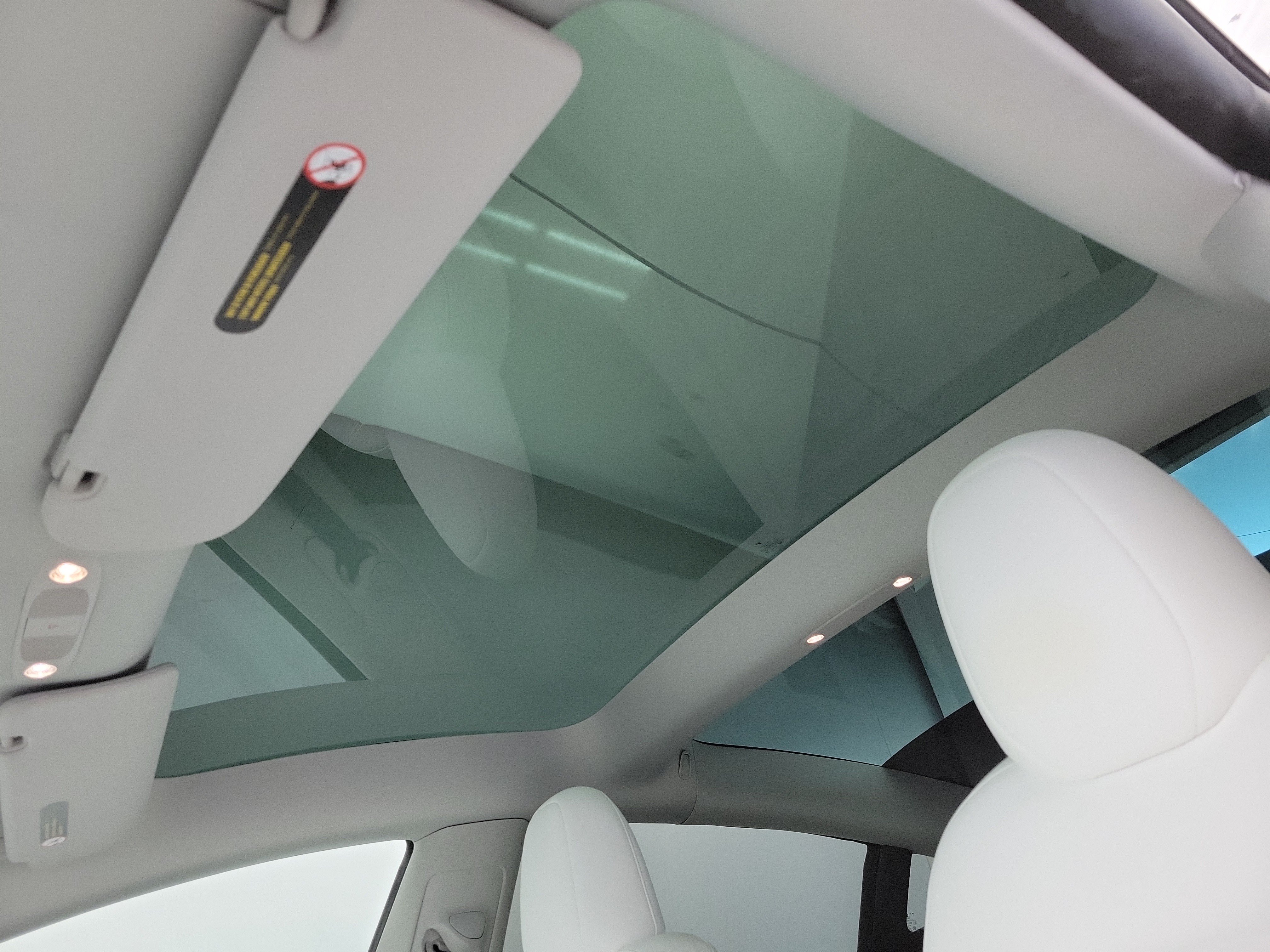 Used 2023  Tesla Performance image 19