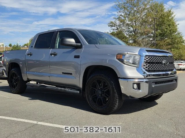 Used 2020 Silver Toyota SR5 image 7