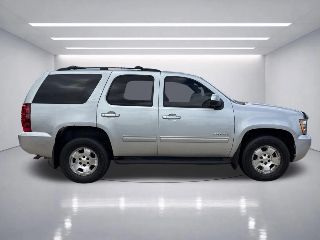 Used 2013 Silver Ice Metallic Chevrolet LT image 7