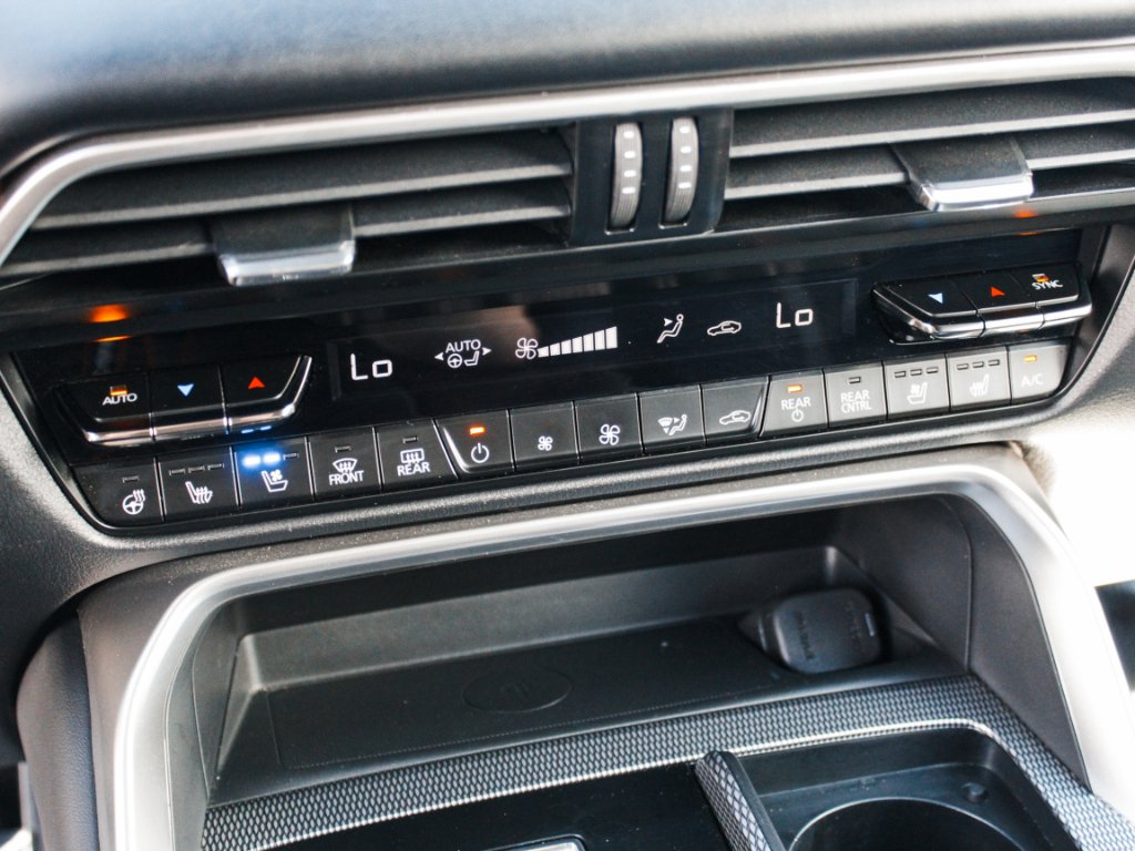 Used 2025 Rhodium White Premium Mazda Premium Plus Package image 20