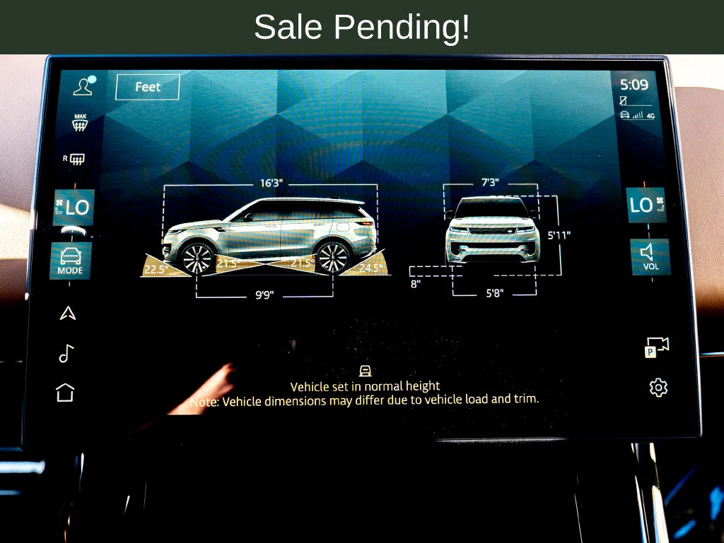 Used 2025 Blue Land Rover Dynamic SE image 28