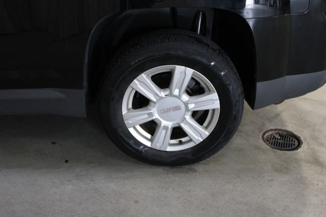 Used 2015 Black GMC SLE-1 image 34
