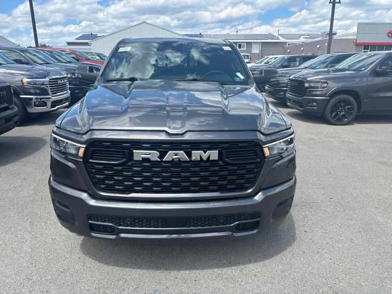New 2026 Granite Crystal Metallic Clear-Coat Exterior Paint RAM Big Horn/Lone Star image 8