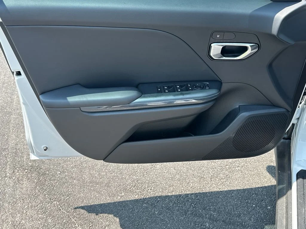 New 2026 White Kia EX image 10
