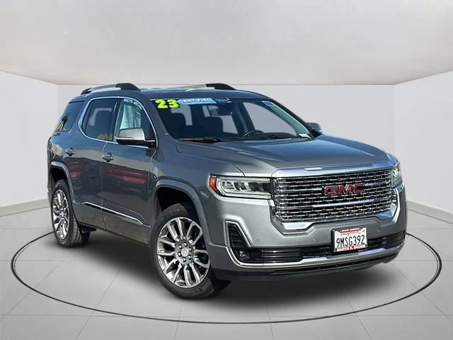 2023 GMC Acadia Denali FWD's photo