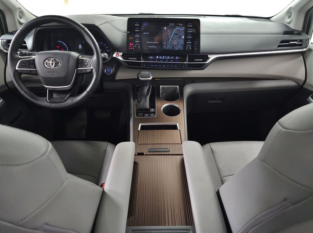 Used 2022 Pearl Toyota XLE image 14