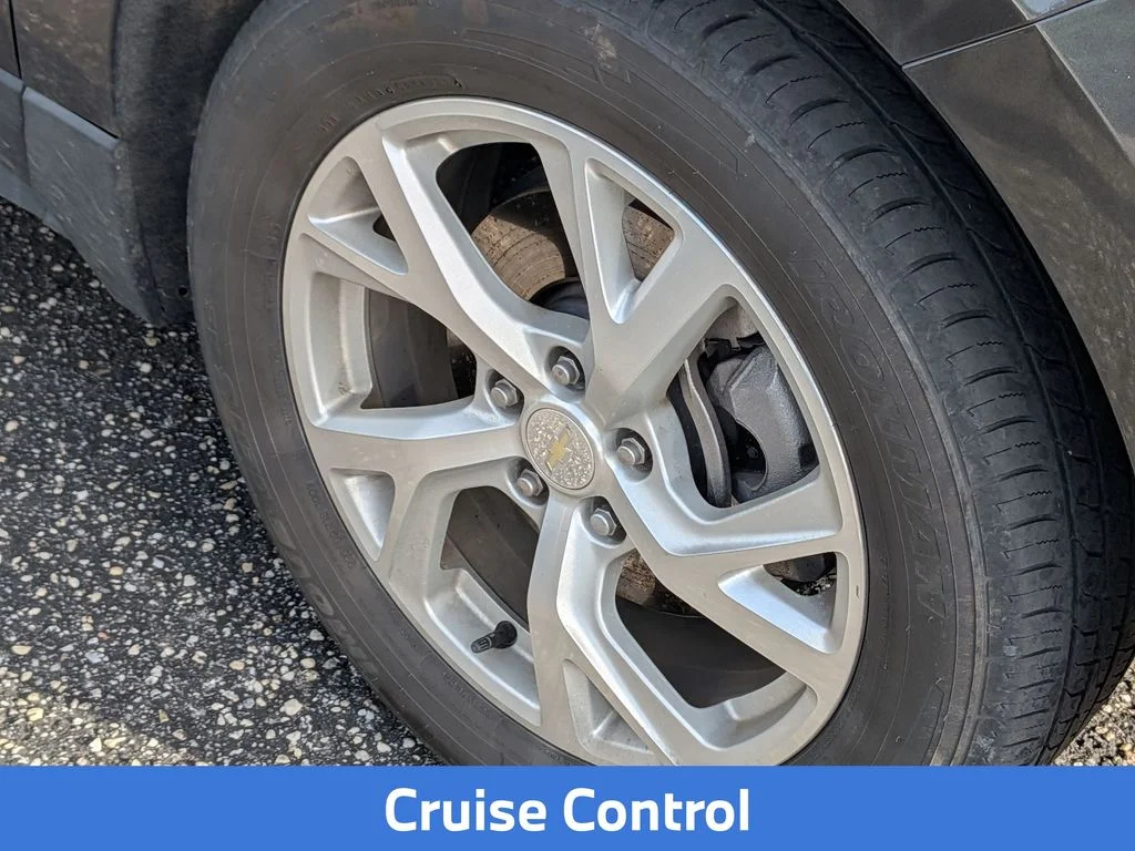 Used 2020 Gray Chevrolet LT image 9