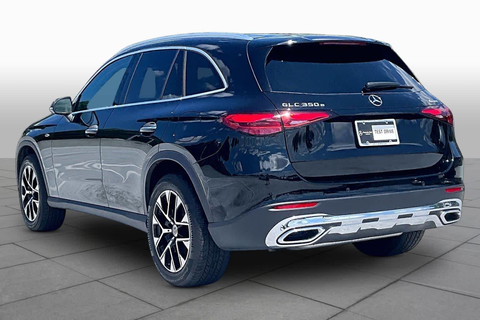 Used 2025 Black Mercedes-Benz GLC 350e image 12
