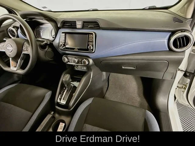 2025 Nissan Versa Sedan SV - Photo 25