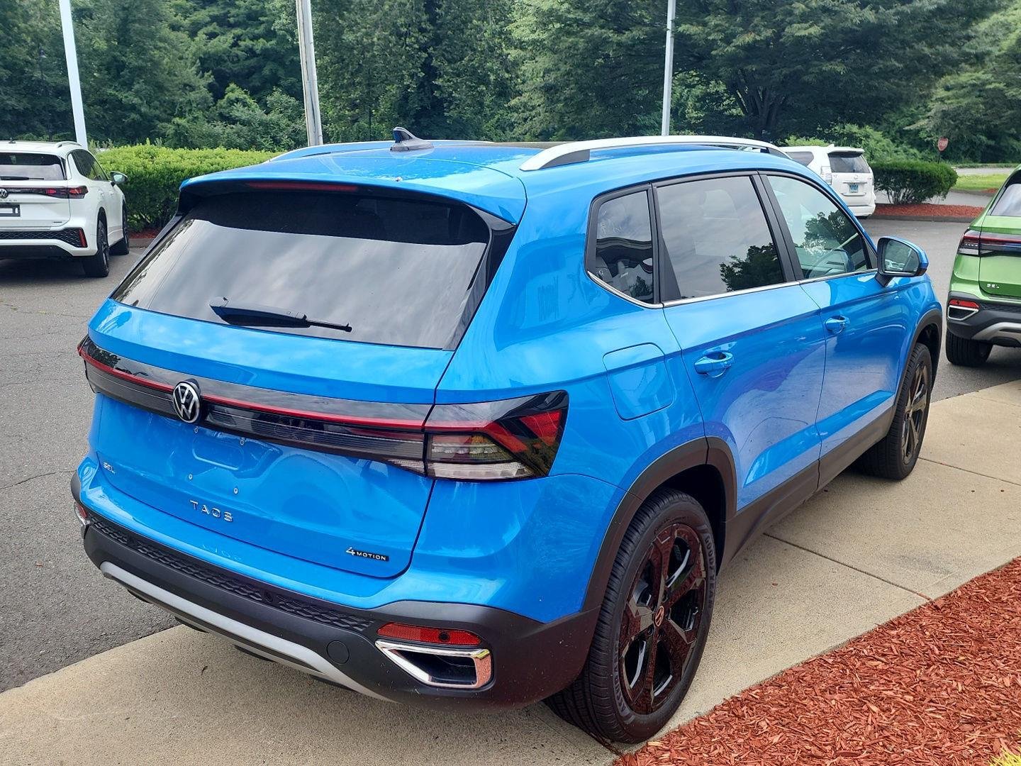 New 2026 Cornflower Blue Volkswagen SEL image 5