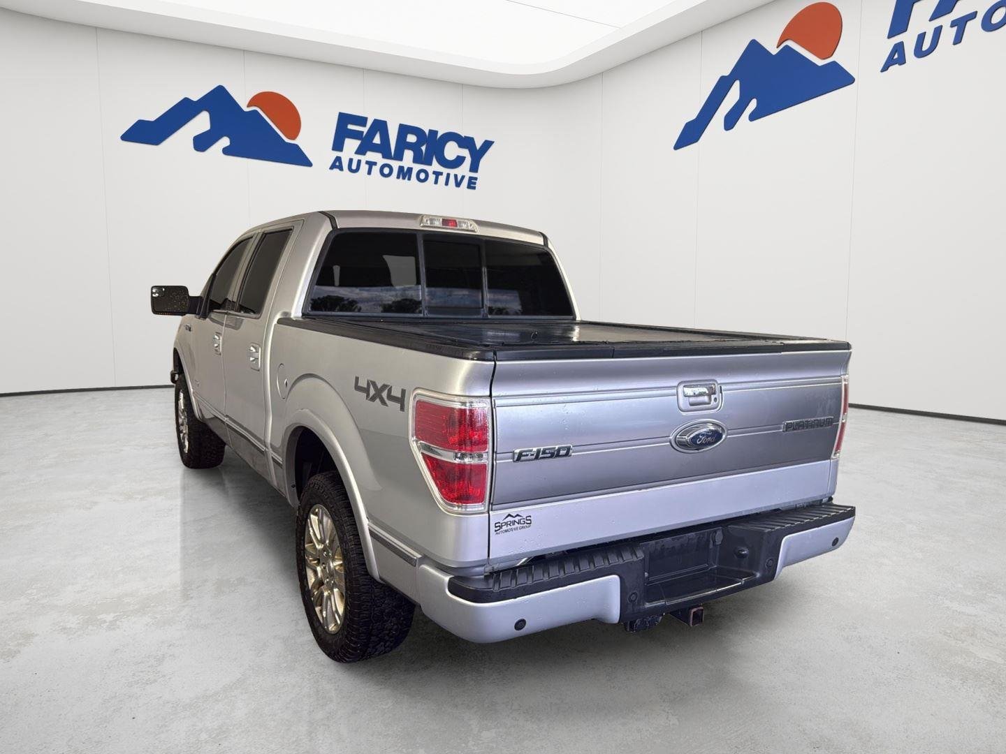 Used 2013 Ingot Silver Metallic Ford Platinum image 9