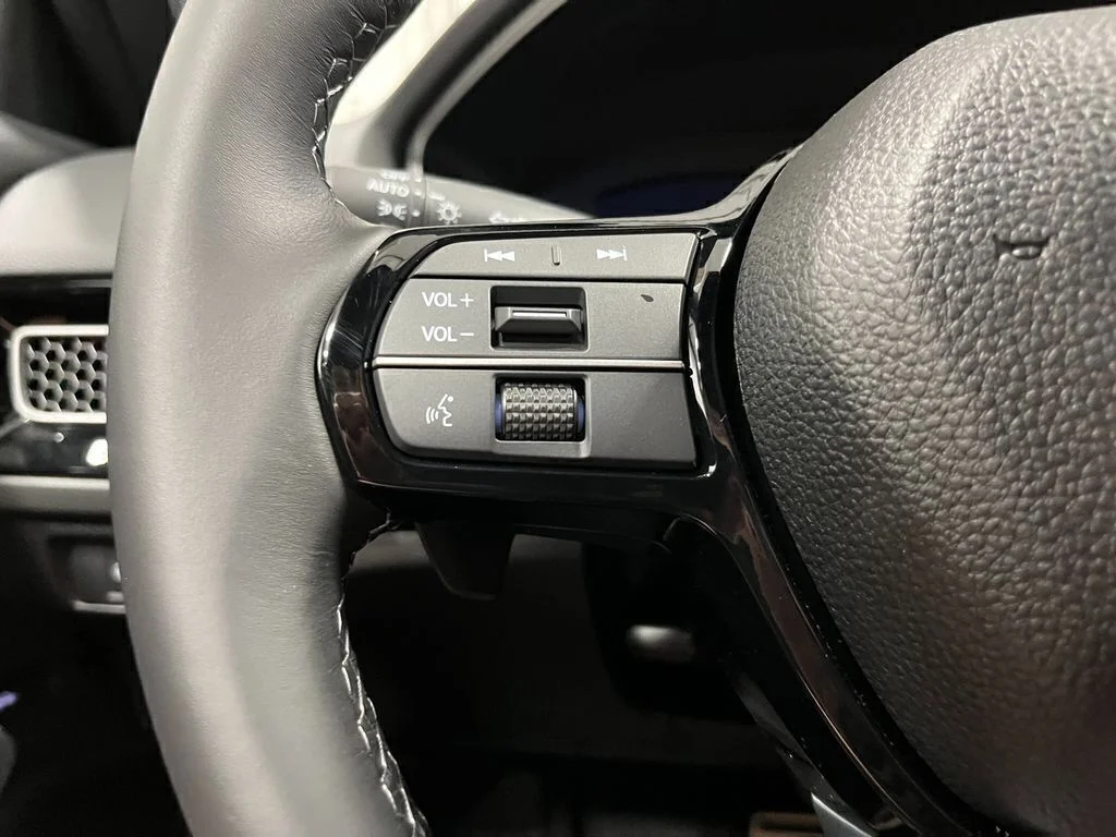 New 2026 Platinum White Pearl Honda Sport Touring image 18