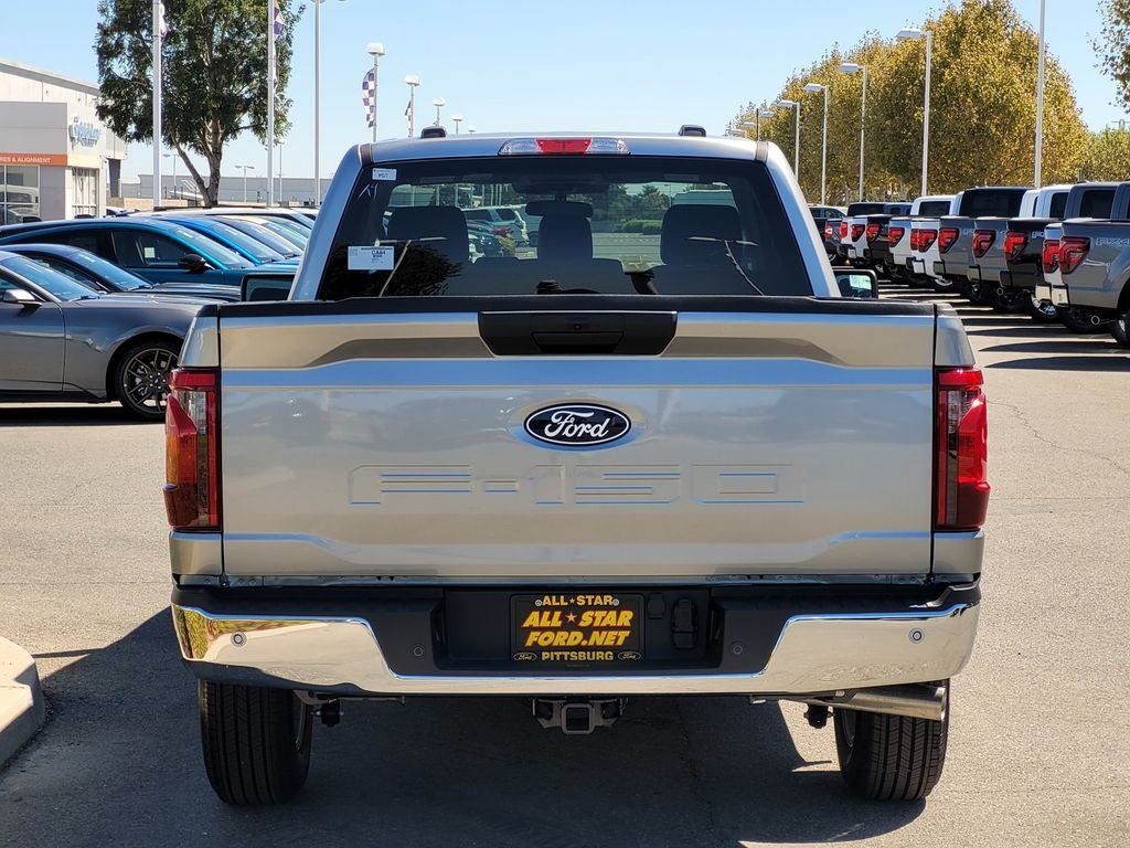 New 2026 Iconic Silver Metallic Ford XL image 4