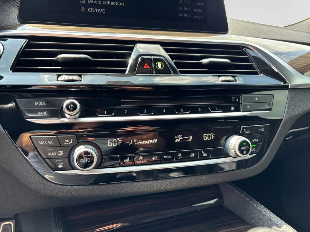 Used 2018 Black BMW 640 Gran Turismo i xDrive image 28