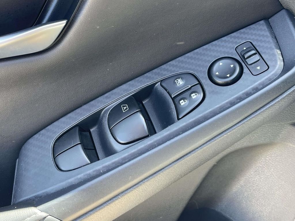 Used 2025 White Nissan SV image 16