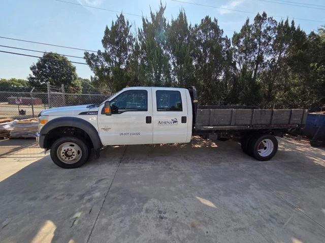 Used 2015 White Ford XL image 3