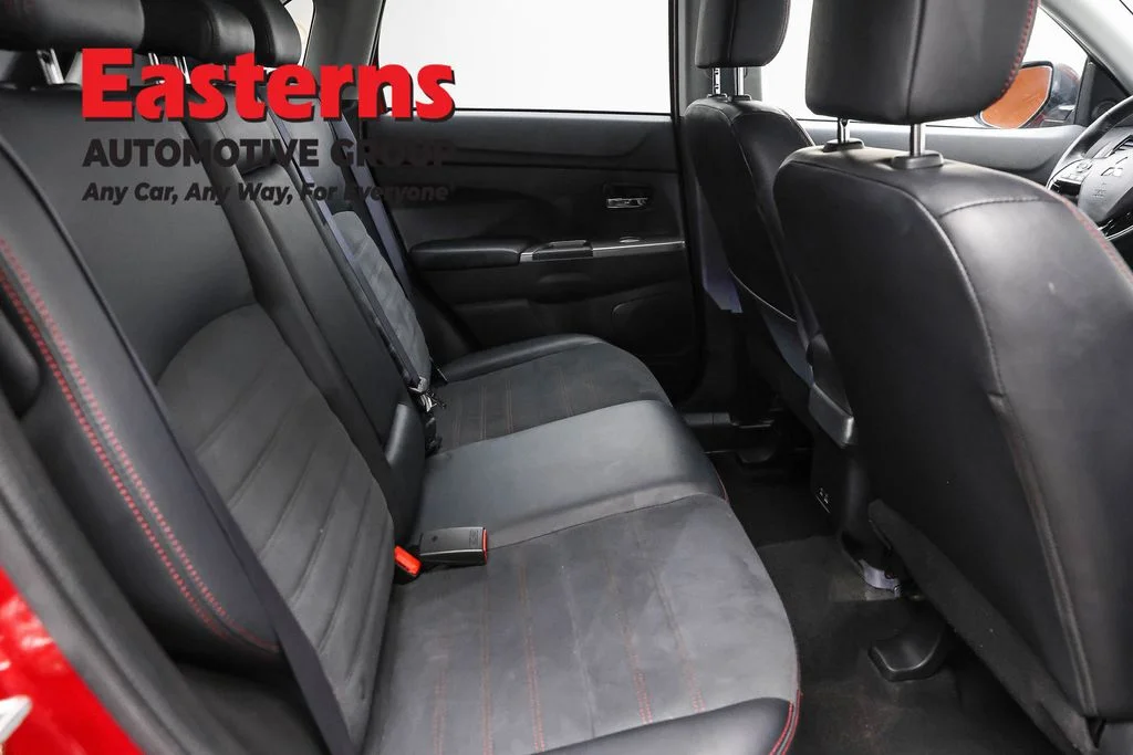 Used 2025 Red Mitsubishi 2.0 SE image 24