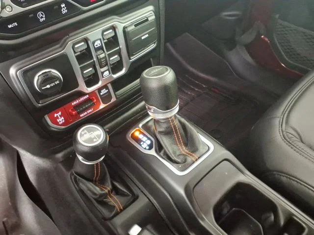 Used 2021 Red Jeep Mojave image 24
