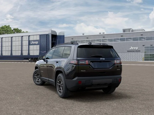 New 2026 Diamond Black Crystal Pearl-Coat Exterior Paint Jeep Limited image 3