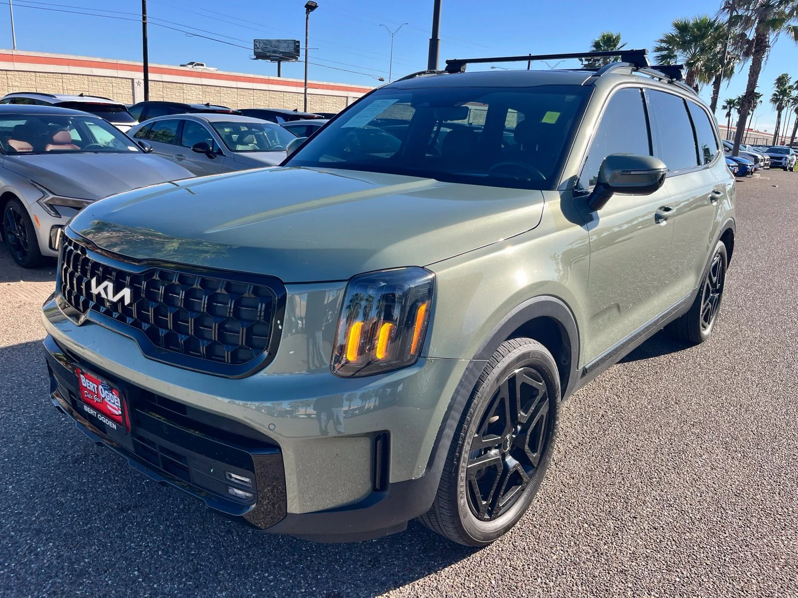 Used 2024 Green Kia SX-Prestige X-Line image 3