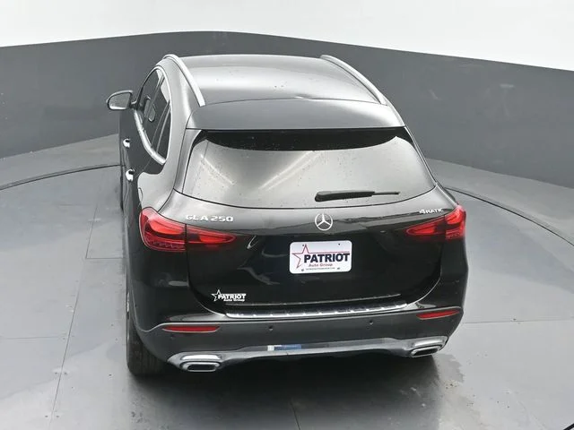 Used 2025 Black Mercedes-Benz GLA 250 image 37