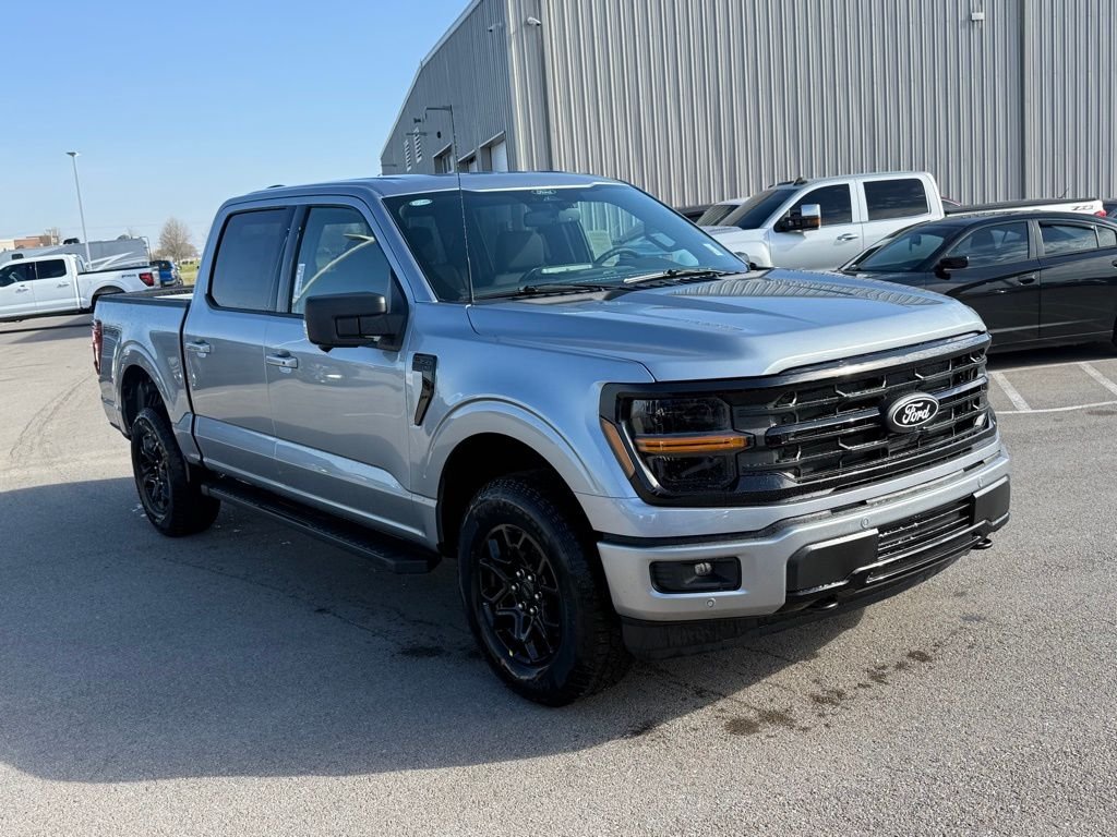 New 2026 Iconic Silver Metallic Ford XLT image 2
