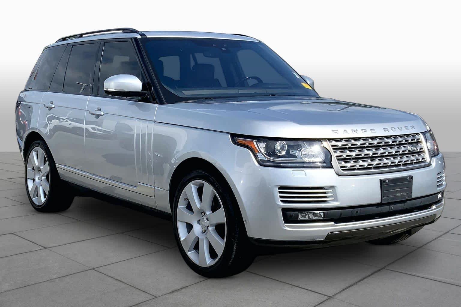 Used 2017 Silicon Silver Metallic Land Rover  image 3
