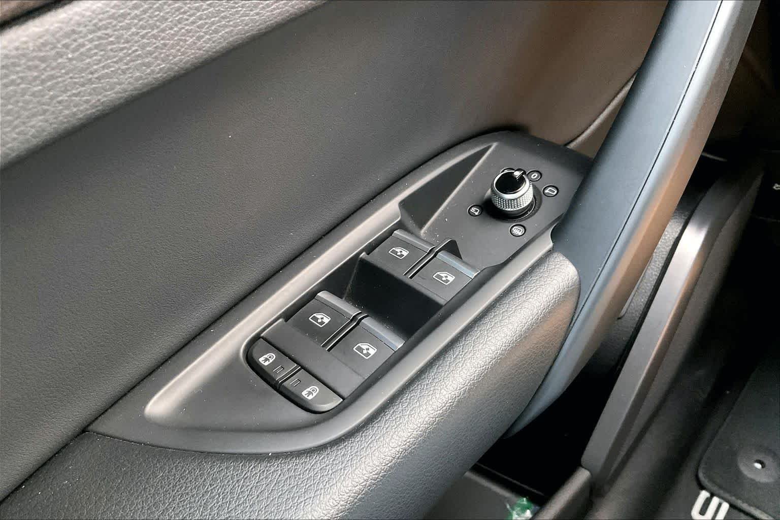 Used 2025 Brilliant Black Audi Premium image 33