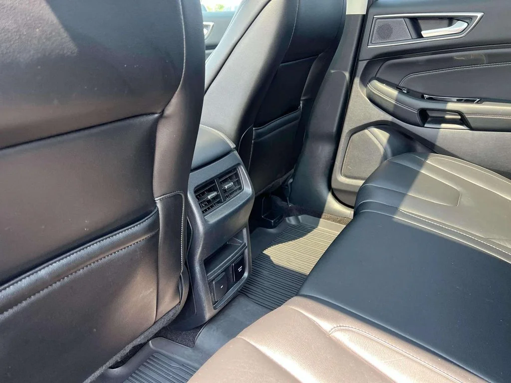 Used 2019 Blue Metallic Ford Titanium image 20