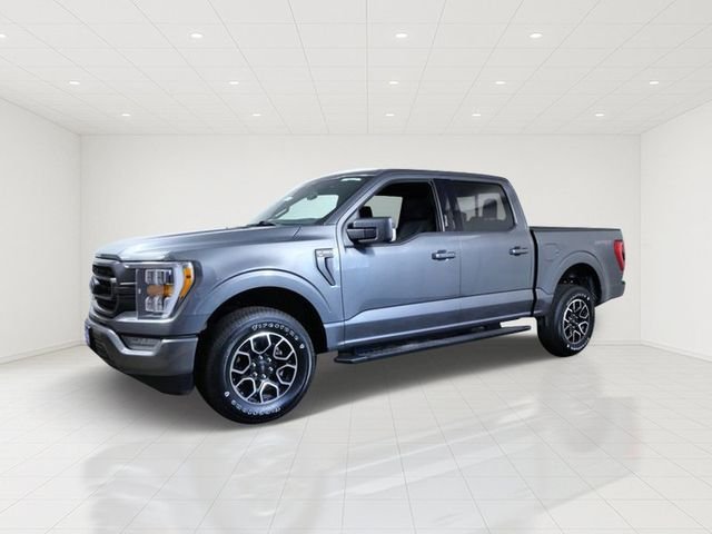 Certified Used 2022 Gray Ford XLT image 2