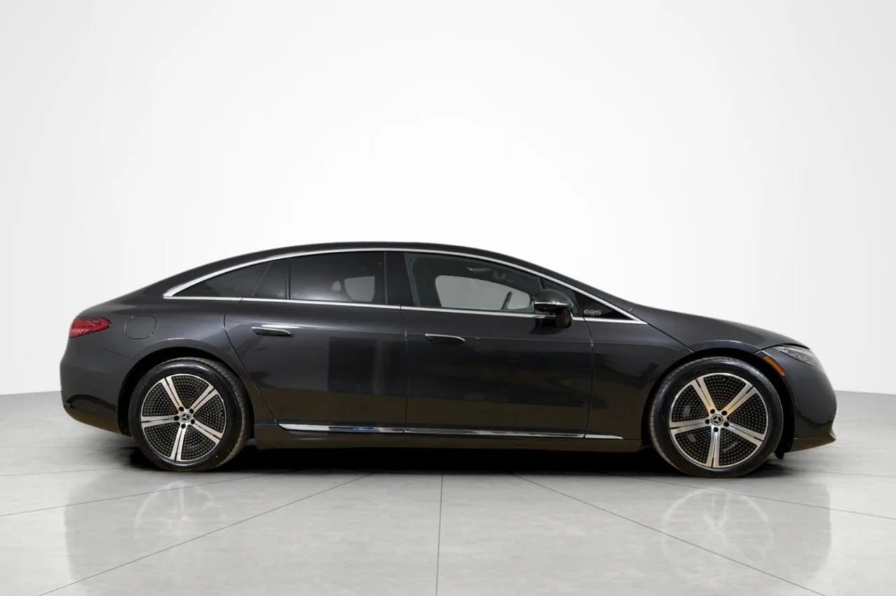 Certified Used 2023 Graphite Grey Metallic Mercedes-Benz EQS 450+ image 6