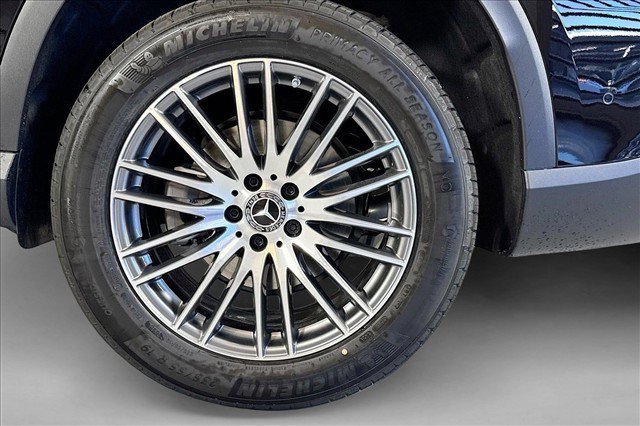 New 2026 Black Mercedes-Benz GLC 300 image 59