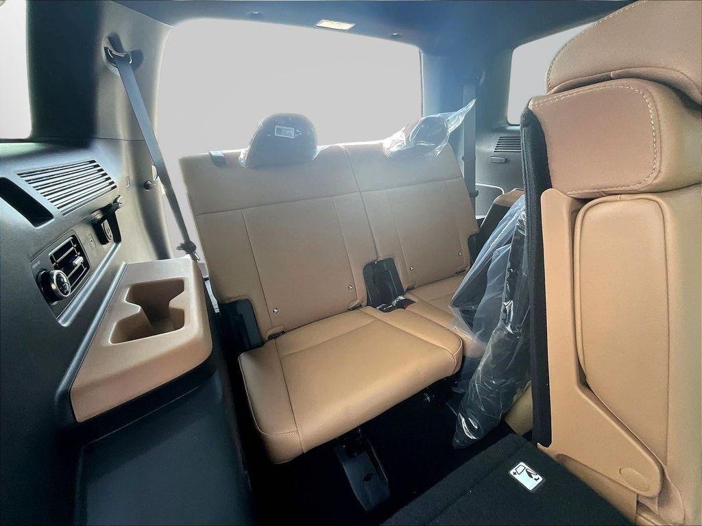 New 2026 Green Hyundai Limited AWD image 29