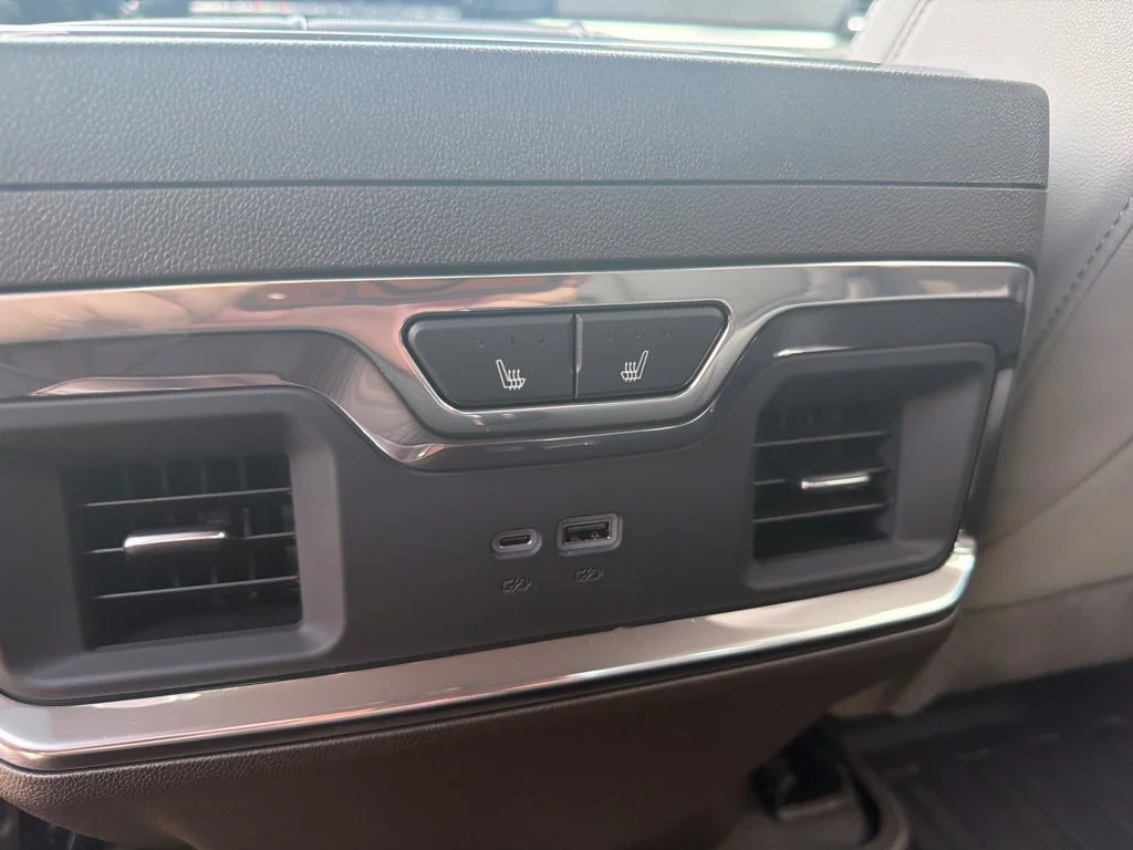 New 2026 Onyx Black GMC SLT image 33